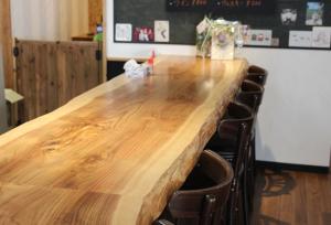 飲食店パスタマンのカウンター