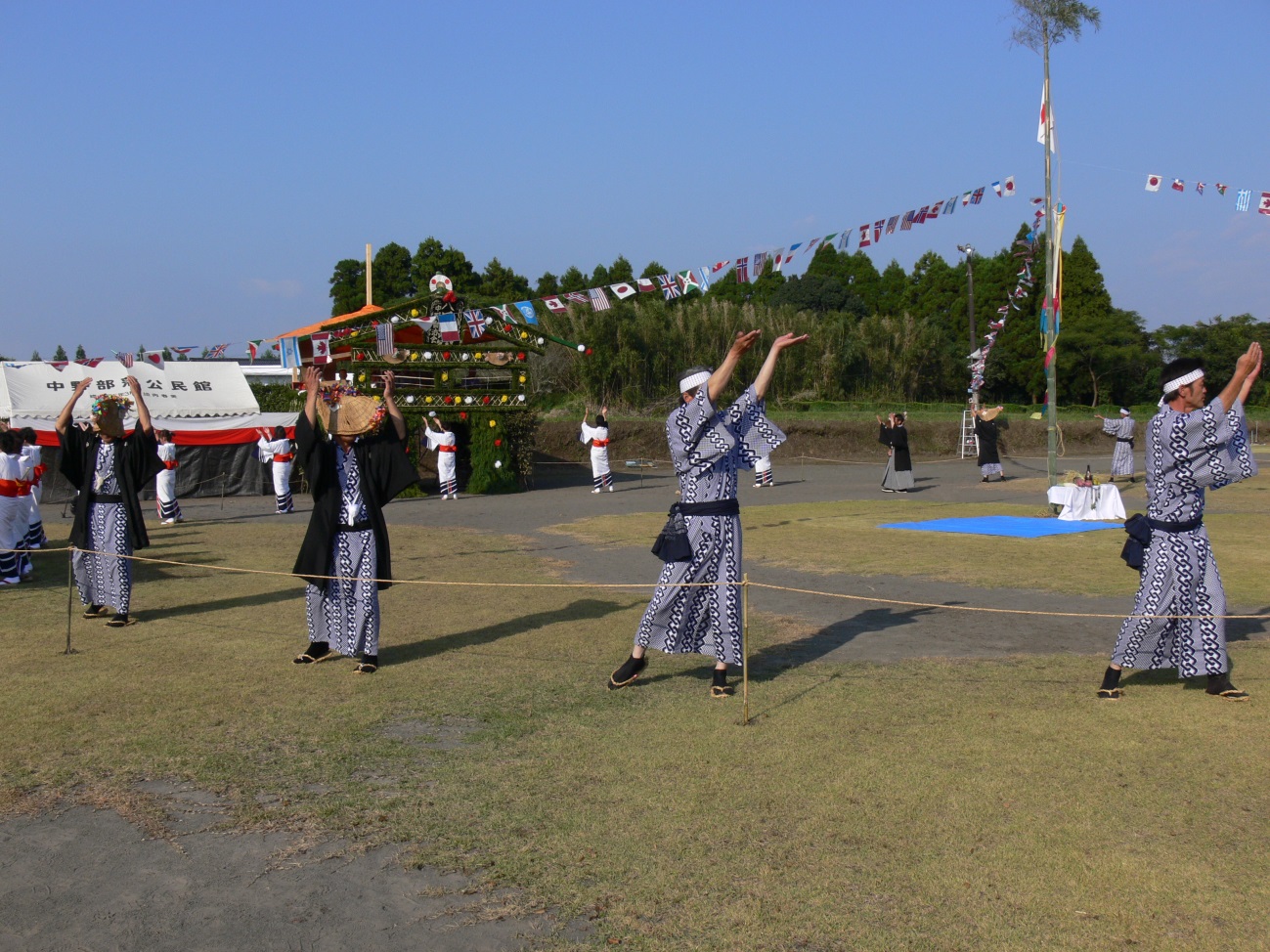 蓬原中野八月踊り