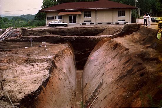 新城空堀写真(昭和62年発掘調査より)の画像1