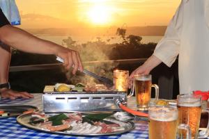夕日を見ながらの焼肉