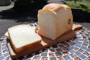 大人気の食パン
