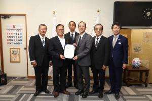市長への報告後